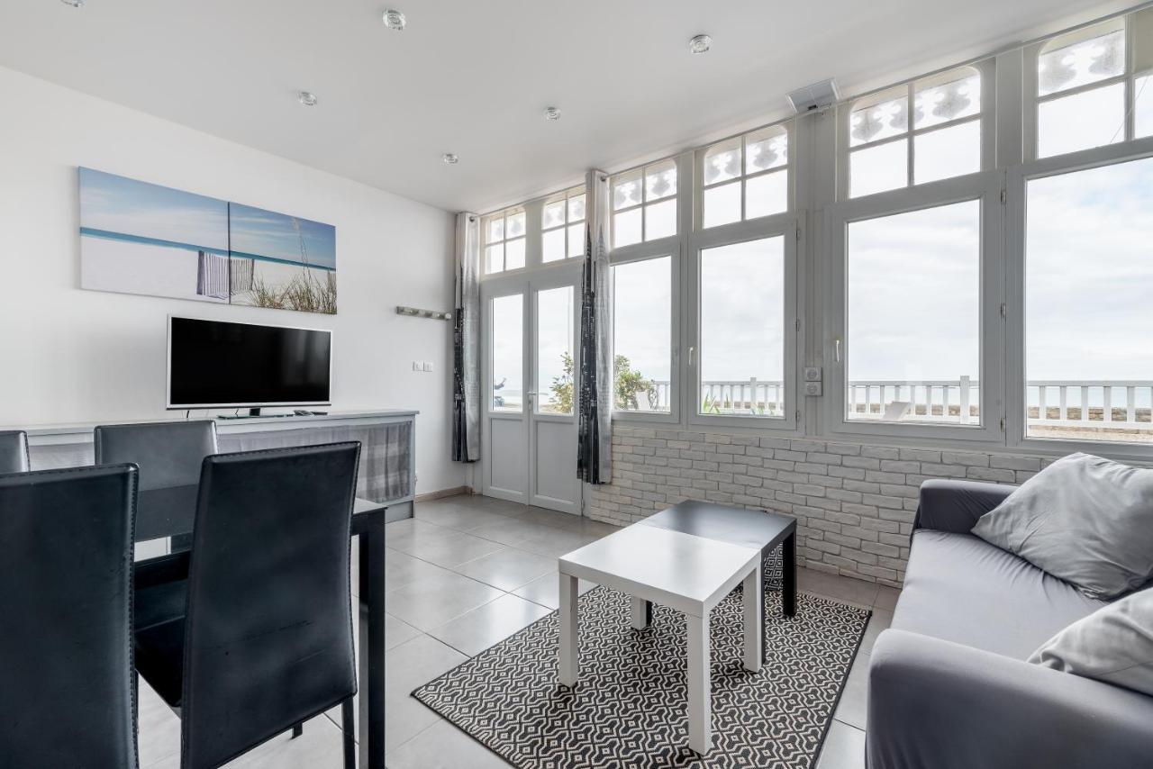 Appartement En Front De Mer Avec Terrasse Et Vue Mer Arromanches-les-Bains Buitenkant foto